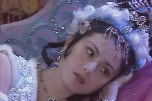 Hồ ly tinh kinh điển màn ảnh, 33 năm trước từng làm Tôn Ngộ Không đau đầu giờ ra sao?