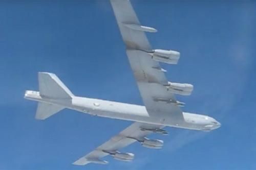 B-52 Mỹ tiếp tục mô phỏng tấn công hạt nhân vào St. Petersburg và Viễn Đông