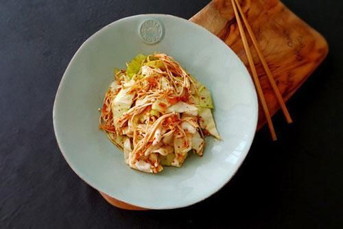 Thải độc, giảm cân ngoạn mục với món bắp cải trộn