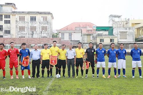 6 đội tham dự Giải bóng đá các CLB U.40 TP.Biên Hòa 2020