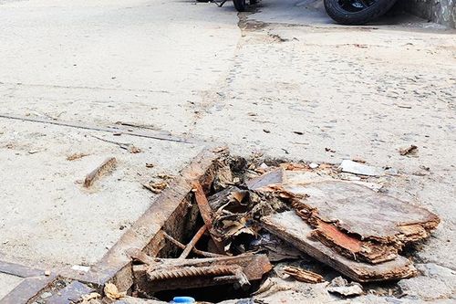 Hố ga thoát nước bị hỏng