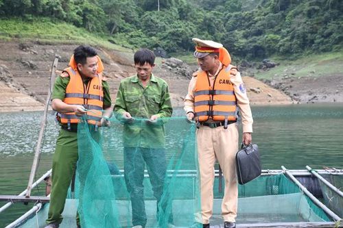 Lâm Bình đảm bảo an ninh trật tự vùng lòng hồ