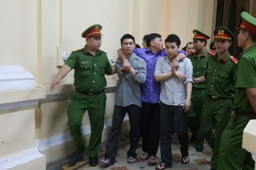 'Người vàng' Phúc XO bị tuyên án 12 năm tù