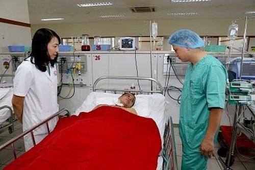 Bệnh viện Trung ương Huế: Cứu sống bệnh nhân rơi từ tầng 5