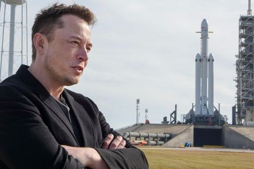 Câu phỏng vấn của Elon Musk: 'Vậy anh đang ở đâu?'