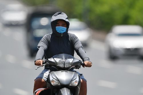 Nắng nóng 37 độ C quay lại miền Bắc