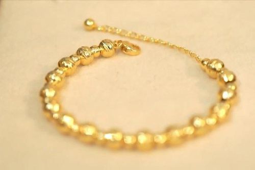 Trộm vàng của chủ nhà, nữ giúp việc lĩnh án 5 năm tù