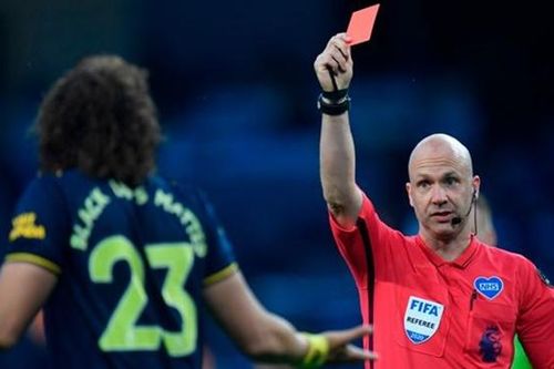 David Luiz bị chê thậm tệ vì màn trình diễn thảm họa trước Man City