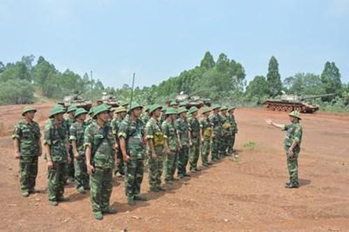 'Cỗ máy thép' vững vàng trong tham mưu cấp chiến dịch, chiến lược