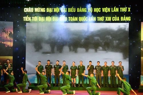 Khai mạc hội thi tuyên truyền các ca khúc cách mạng