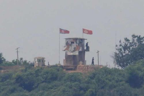 Căng thẳng Triều Tiên-Hàn Quốc: Bình Nhưỡng điều quân đến đồn biên phòng ở DMZ, sự kiên nhẫn của quân đội đã hết?