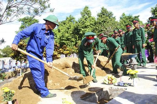Quảng Trị tổ chức trọng thể lễ an táng 18 hài cốt liệt sĩ