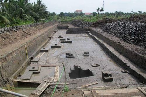 Thêm 37 cọc gỗ phát lộ được nhận định liên quan đến trận Bạch Đằng