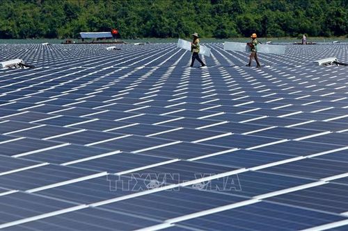 Thúc đẩy thu hút đầu tư vào các dự án điện tái tạo