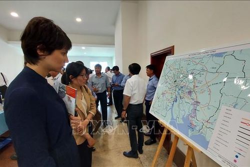 Phát triển hệ thống cảng biển và dịch vụ hậu cần cảng khu vực Cái Mép - Thị Vải theo hướng hiện đại