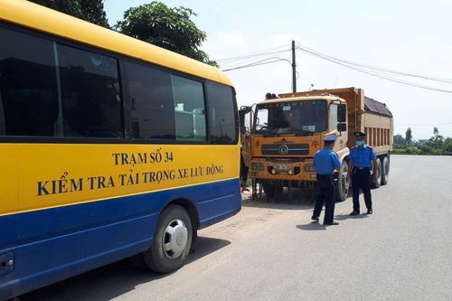 Hà Nội thực hiện cao điểm kiểm soát xe quá tải, xe gây ô nhiễm môi trường