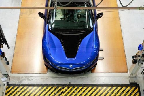 Cận cảnh chiếc BMW i8 cuối cùng vừa mới xuất xưởng