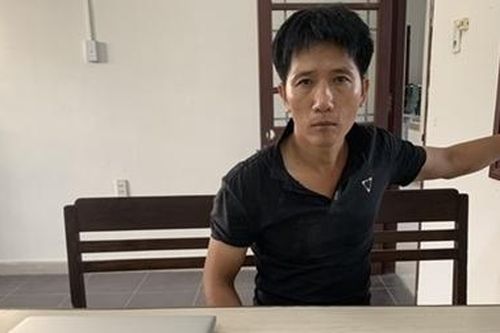 Thu giữ cả chục chiếc điện thoại trong người kẻ trộm