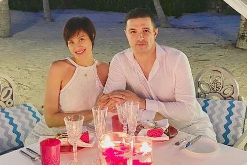 Phương Mai được chồng tặng đồng hồ 130 triệu đồng nhân 1 năm ngày cưới