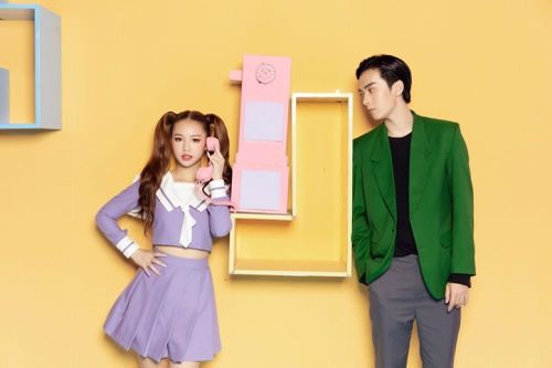 'Công chúa mùa hè' AMEE comeback đầy màu sắc, để khán giả tự chọn cái kết cho MV