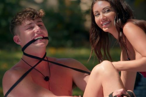 Thí sinh 'Too Hot to Handle' tiết lộ lý do chia tay bạn gái