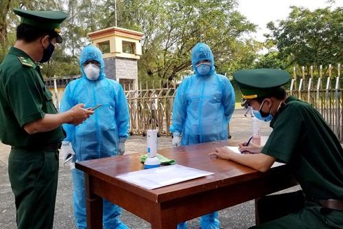 Tác nghiệp ở... khu cách ly