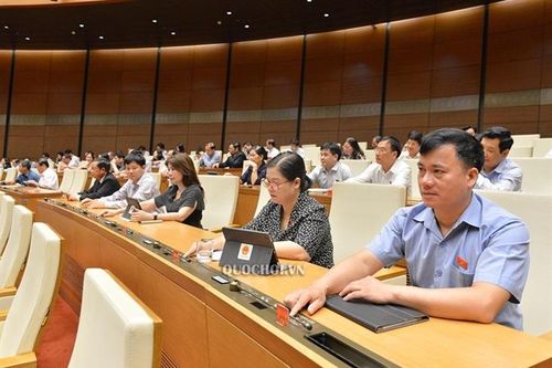Cuối năm 2022, đưa vào sử dụng một số đoạn đường cao tốc tuyến Bắc - Nam phía Đông