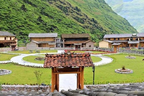 Làm du lịch cộng đồng gắn với bảo tồn văn hóa dân tộc Mông