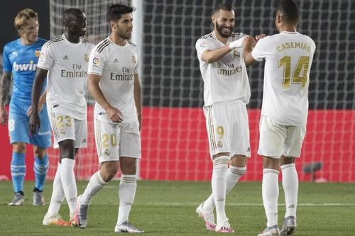 Vòng 29 La Liga: Benzema lập cú đúp, Real Madrid toàn thắng trước Valencia
