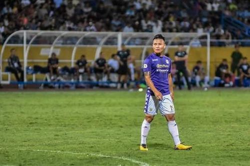 Nén đau vào sân, Quang Hải không 'giải cứu' được Hà Nội FC