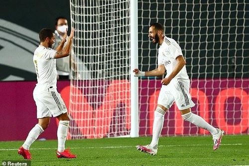 Benzema lập cú đúp, Real Madrid bắn hạ 'Bầy dơi'