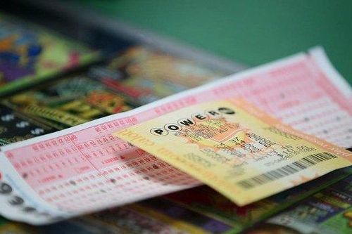 Bị bạn trai chê nghèo, ngày hôm sau cô gái bất ngờ có trong tay 1.700 tỷ đồng