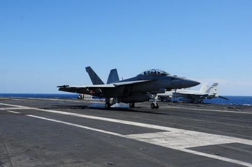 F/A-18F của Hải quân Hoa Kỳ bị rơi tại biển Philippines