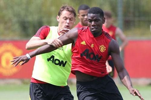 HLV Solskjaer cảnh báo Pogba
