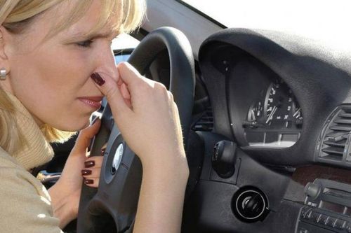 Kiểm tra các bộ phận trên ô tô ngay nếu phát hiện thấy 4 mùi này