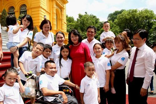 Gia đình là tế bào của xã hội, tế bào tốt xã hội mới tốt