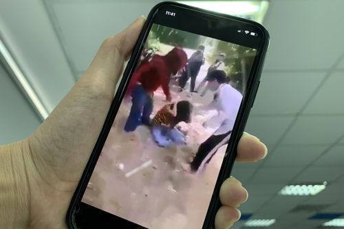 Phục hồi công tác chủ nhiệm cho cô giáo có học sinh đánh nhau