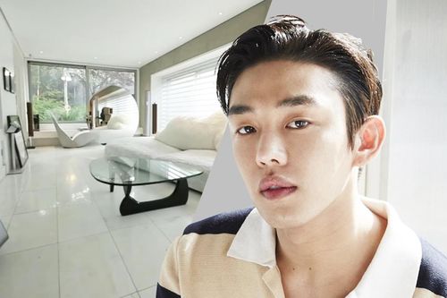 Bên trong ngôi nhà trắng của Yoo Ah In