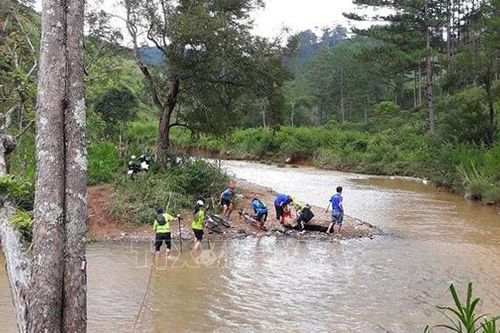 2 VĐV bị lũ cuốn trôi ở giải marathon quốc tế Ultra trail Dalat