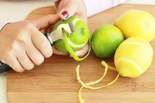 Những công dụng hữu ích từ vỏ chanh cho căn bếp của bạn