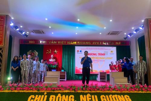 Thắp sáng ước mơ hoàn lương