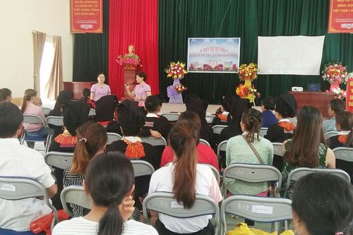 Văn Bàn: Truyền thông 'Nam giới chia sẻ việc nhà'