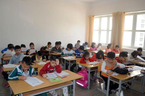 Hơn 800 học sinh tham gia Hội thi ''English in your life''
