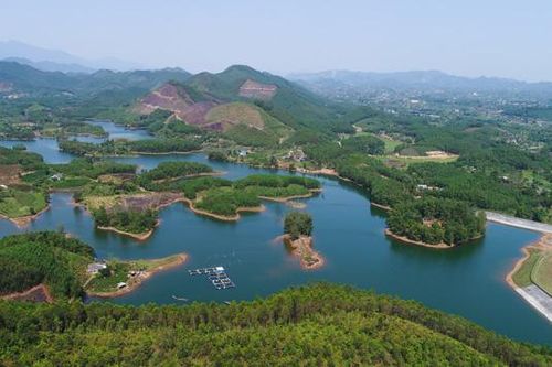 Hồ Ghềnh Chè - Điểm du lịch sinh thái hấp dẫn