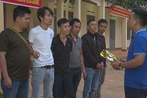 Nhóm đối tượng vận chuyển hơn 1,8kg ma túy đá bị bắt trên đường đi tiêu thụ