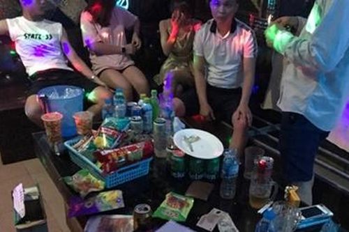 Nhóm thanh niên mở tiệc ma túy tại phòng VIP quán karaoke