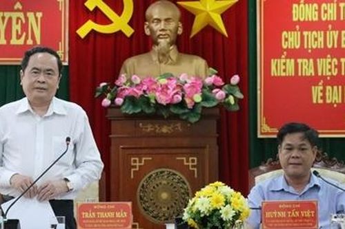 Chủ tịch Ủy ban Trung ương MTTQ Việt Nam làm việc tại Phú Yên