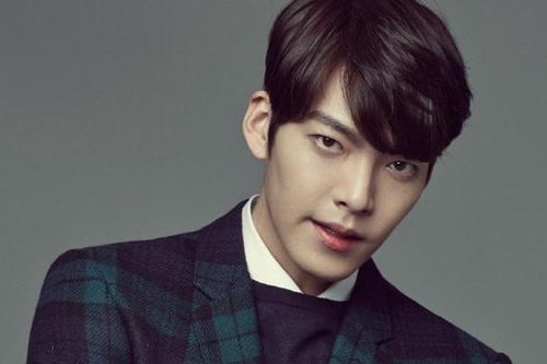 Kim Woo Bin quay phim mới sau 3 năm điều trị ung thư
