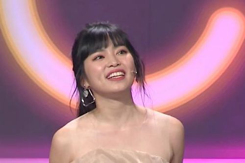 Trà Long 'Mắt biếc' nhanh chóng loại đối thủ sau 4 câu hỏi