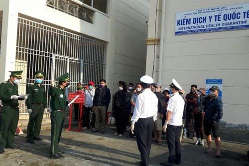 Cho phép 120 du học sinh Lào trở lại Nghệ An học tập